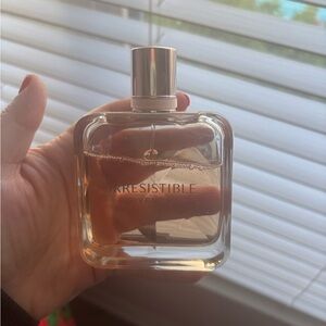 Givenchy Irresistible Givenchy Irresistible Eau de Parfum for Women – 2.7 oz